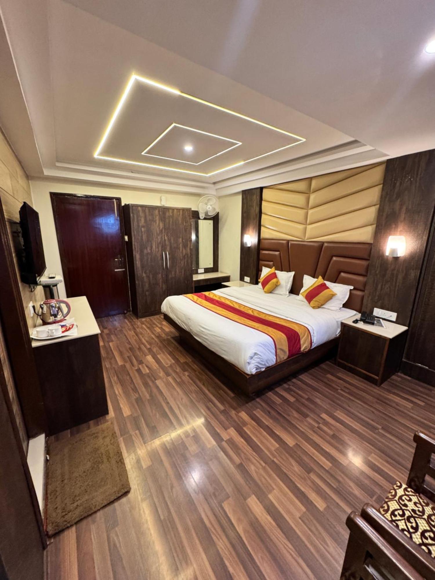 Victory Hotel And Restaurant By Gs Hospitality Shimla Exterior foto